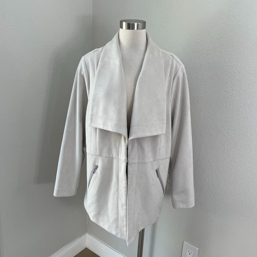 Torrid Womens Plus 4X Light Gray Faux‎ Suede Jacket Hook Closure Long Sleeve